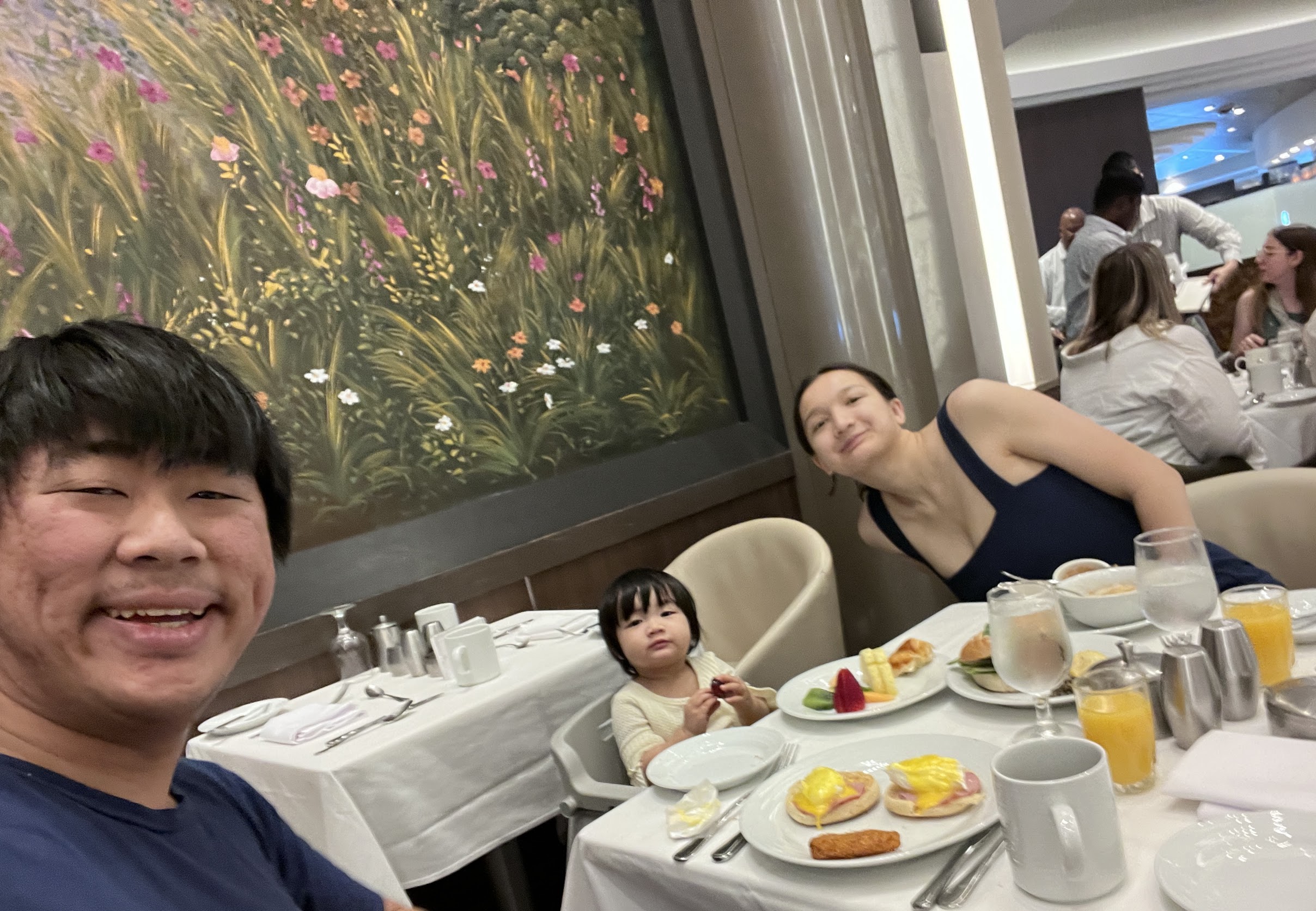 Main dining 3, lunch